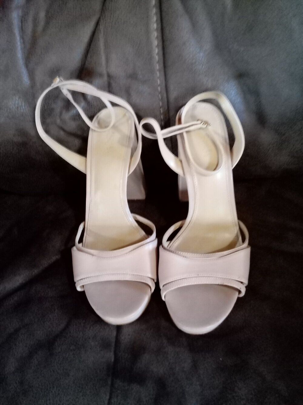 Michael Kors Beige high heels size 8